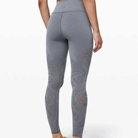 Lululemon sz 12 Reveal Tight - Zen Expression Solar Grey - Picture 2 of 7